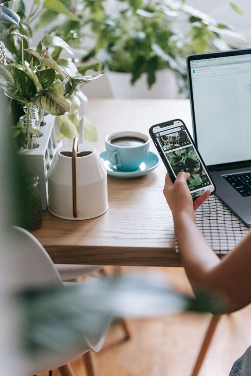 Tips for Creating a Cozy and Productive Home Office Space